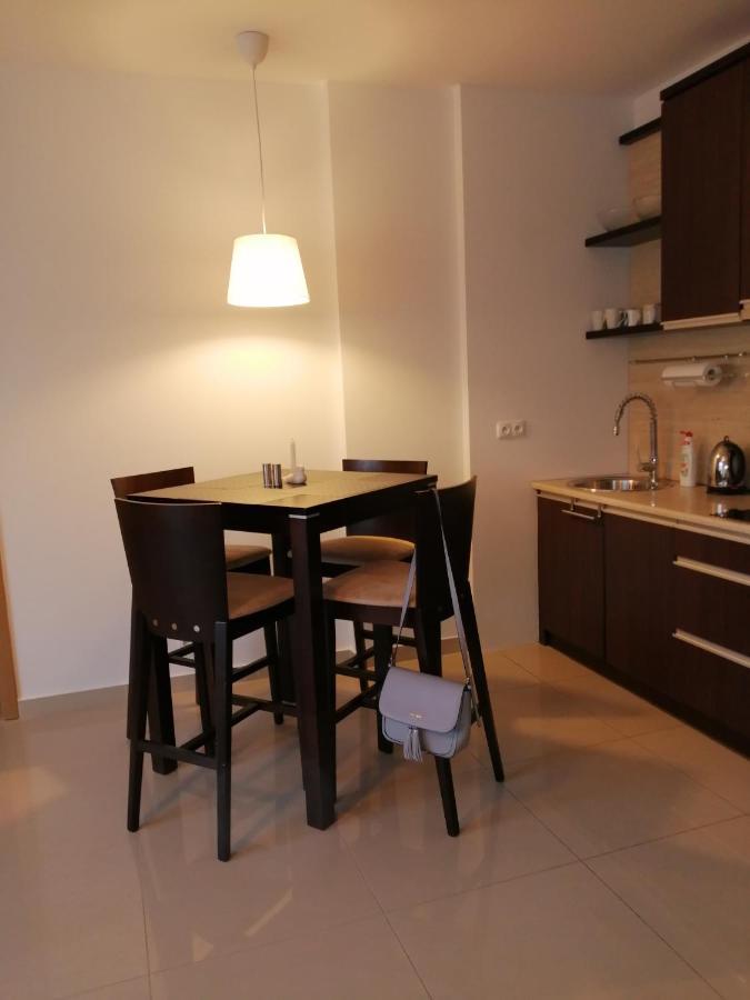 Apartment Rownica *